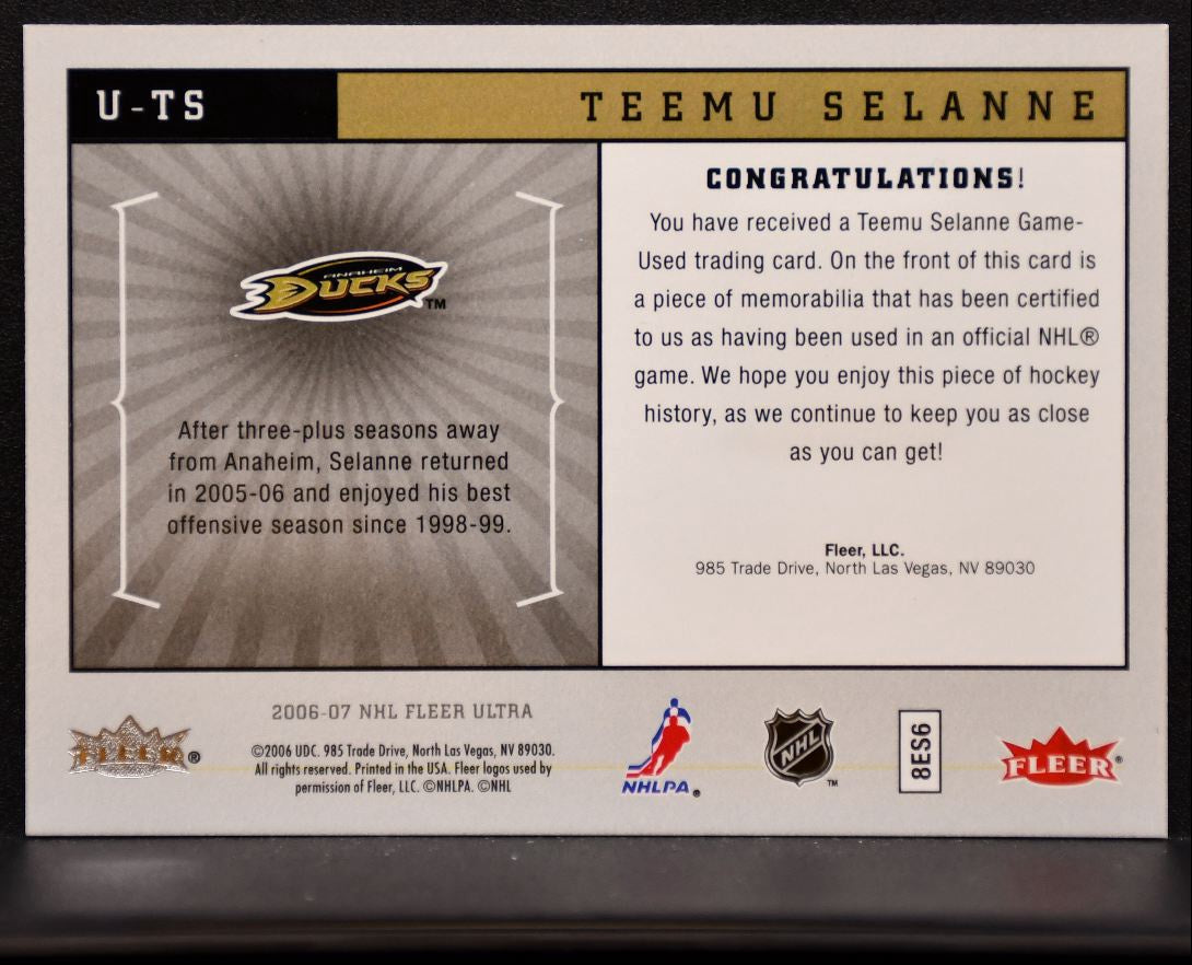 2006-07 Fleer Ultra Uniformity Teemu Selanne U-TS Anaheim Ducks Jersey 5753