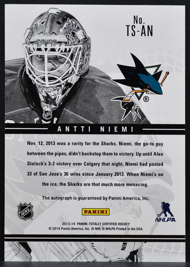 2013-14 Panini Totally Certified Signatures Antti Niemi TS-AN Sharks Auto 2640