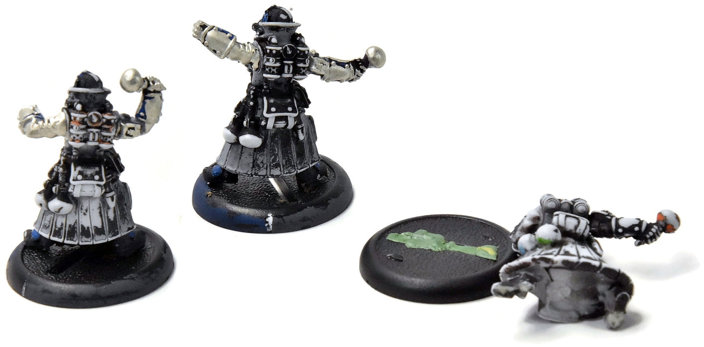 WARMACHINE 3 Combat Alchemists #1 METAL Crucible Guard