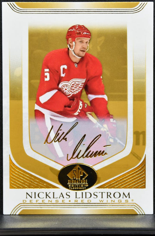 2020-21 SP Signature Edition Legends Gold Foil Nicklas Lidstrom 313 Wings 0328