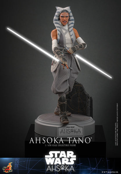 Figurine Ahsoka Tano à l'échelle 1/6 par Hot Toys