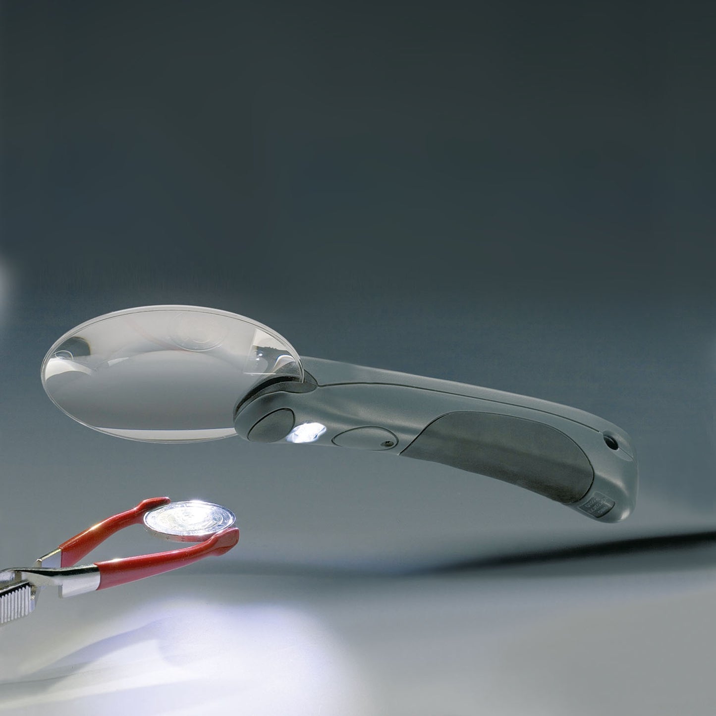 Read Magnifier - 2.5X Magnification With Light - Ø 90 MM