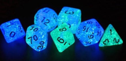 Sirius Dice Glow-in-the-dark Frosted Glowworm 7-die Set