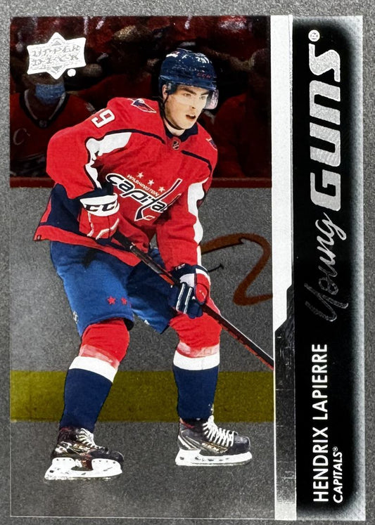 2021-22 UD Young Guns Clear Cut Hendrix Lapierre 472 Washington Capitals RC