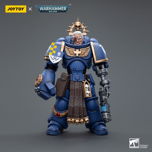 Lieutenant with Power Fist Ultramarines Joy Toy