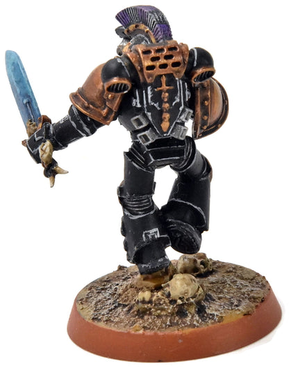 SPACE MARINES Captain #1 WELL PAINTED Iron Hands Warhammer 40K