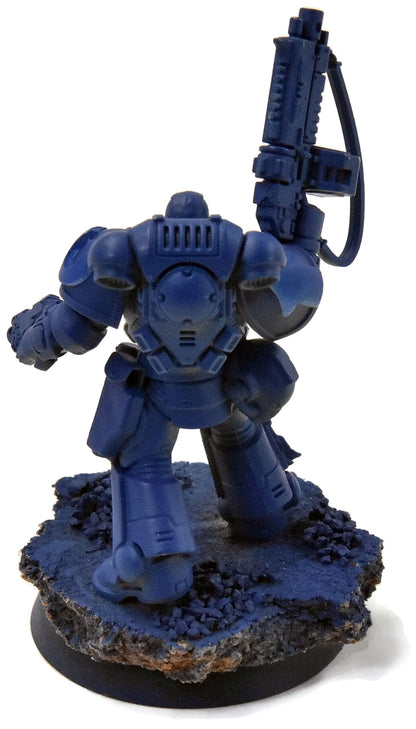 SPACE MARINES Lieutenant #1 Warhammer 40K 0563