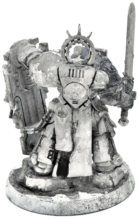 SPACE MARINES Captain With Relic Shield #1 Warhammer 40K 0241