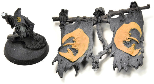 GLOOMSPITE GITZ Grot Standard Bearer #1 Sigmar Forge World