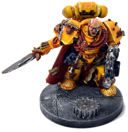 SPACE MARINES Imperial Fist Captain #1 METAL Warhammer 40K