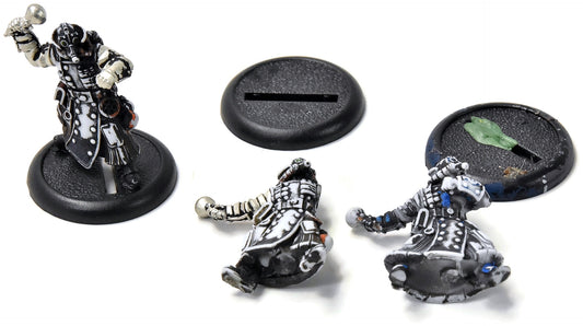 WARMACHINE 3 Combat Alchemists #2 METAL Crucible Guard