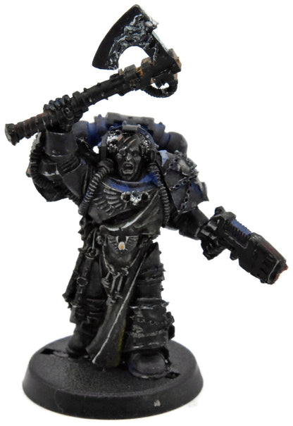 SPACE MARINES Librarian with axe #1 Warhammer 40K