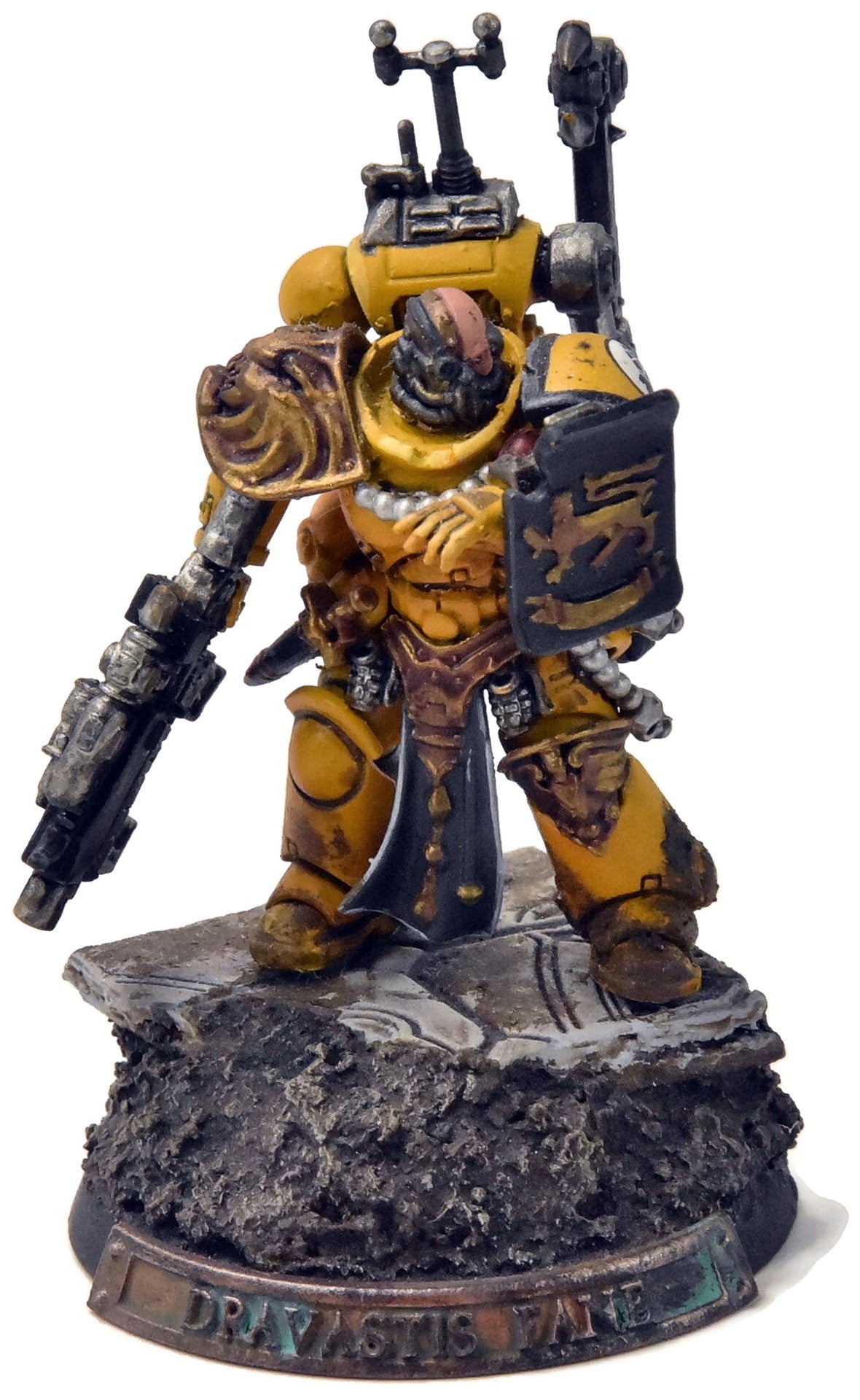 IMPERIAL FISTS Primaris Captain Converted #1 PRO PAINTED Warhammer 40K