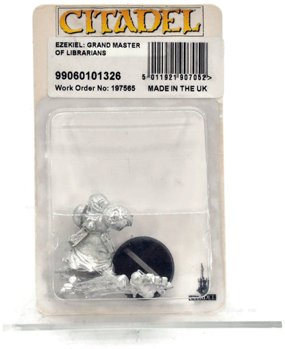 DARK ANGELS Ezekiel Grand Master Of Librarians #1 METAL Warhammer 40K