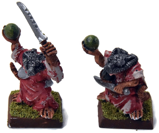 SKAVEN 2 Skryre Acolytes #9 METAL Warhammer Fantasy missing backpack