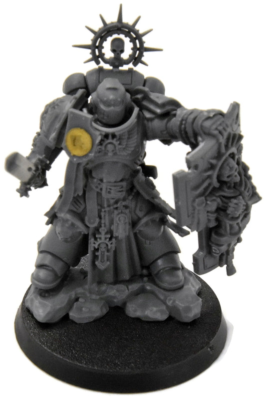 SPACE WOLVES Captain with shield #1 Warhammer 40K