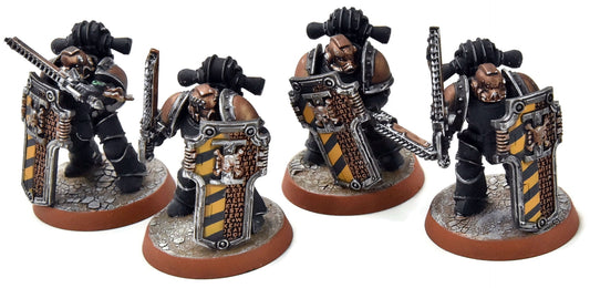 SPACE MARINES 4 Veterans w/ Chainswords #1 PRO PAINTED Warhammer 40K