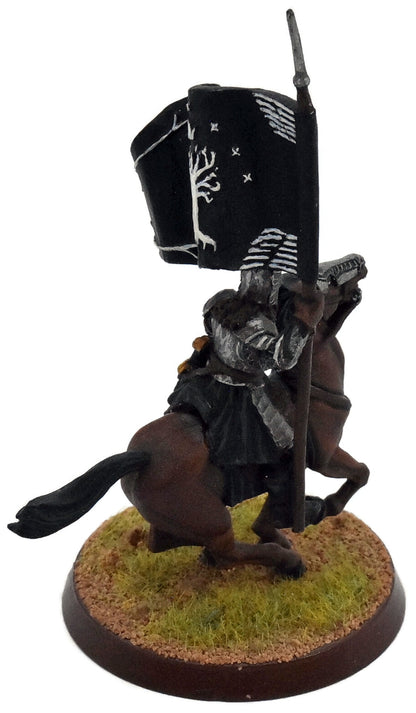 LOTR Banner Bearer Mounted Minas Tirith #1 METAL