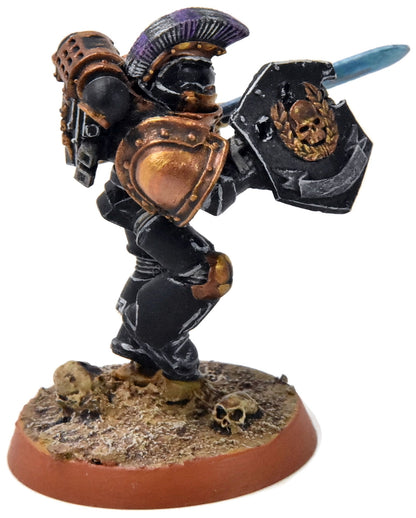 SPACE MARINES Captain #1 WELL PAINTED Iron Hands Warhammer 40K