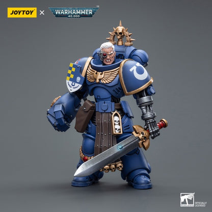 Lieutenant with Power Fist Ultramarines Joy Toy