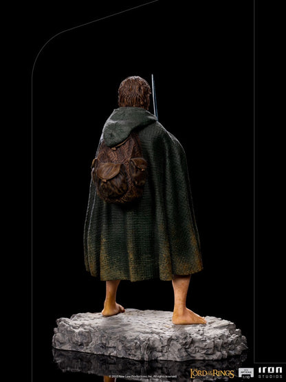 Frodo 1:10 Scale Statue by Iron Studios