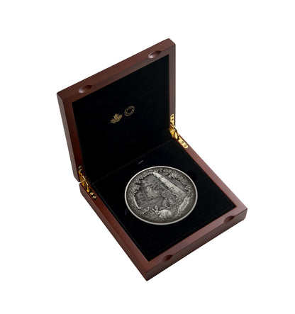Predator or Prey in Shadow Box – Fine Silver Coin (247976)