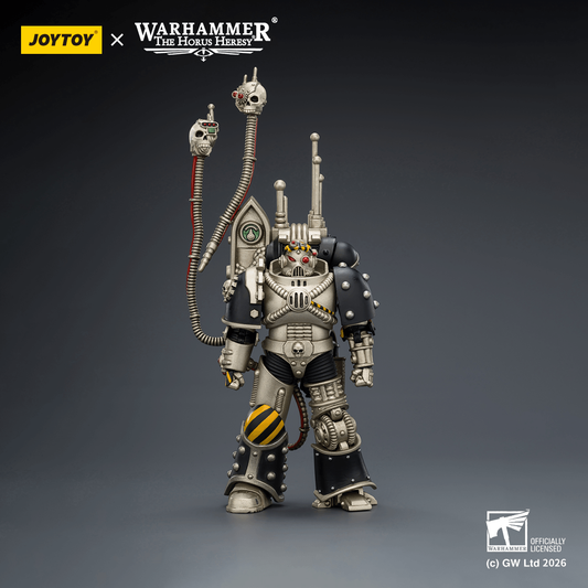 Joy Toy Iron Warriors Legion Praevian with Bolt Pistol