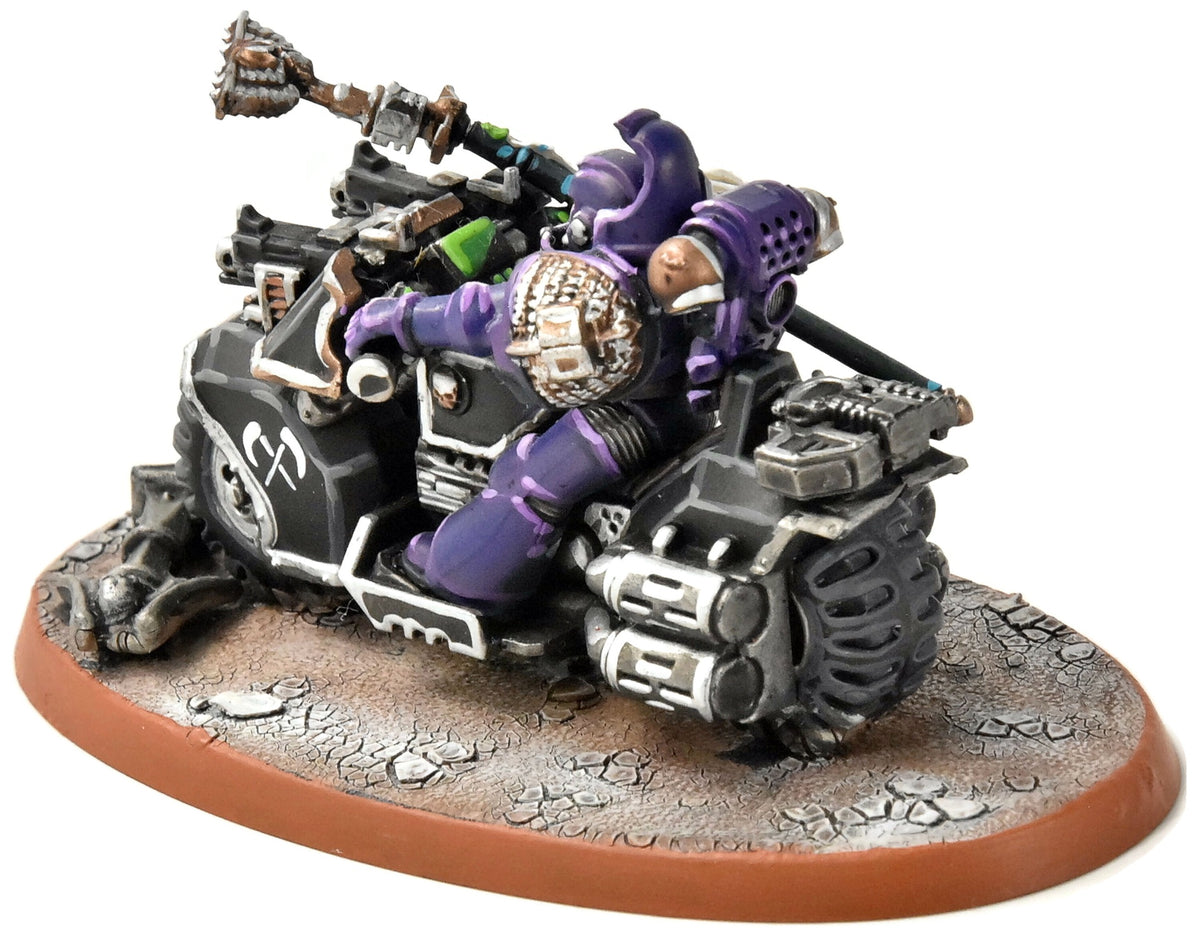 SPACE MARINES Librariran on Bike #4 PRO PAINTED Warhammer 40K