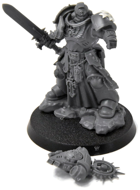 SPACE MARINE Captain #1 Converted Warhammer 40K