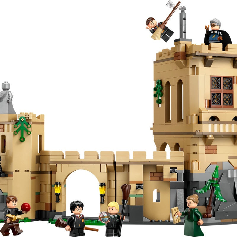 Hogwarts™ Castle: Flying Lessons (76447)