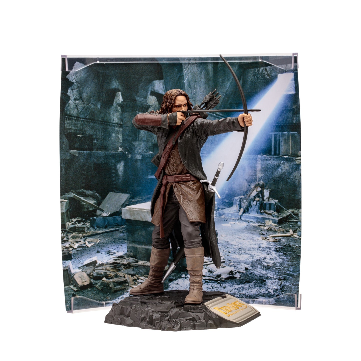 Figurine Aragorn de 15 cm (6 pouces) de Mcfarlane Movie Maniacs, tirée du Seigneur des Anneaux.