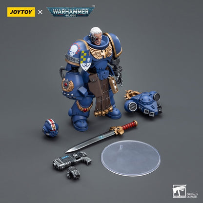 Lieutenant with Power Fist Ultramarines Joy Toy