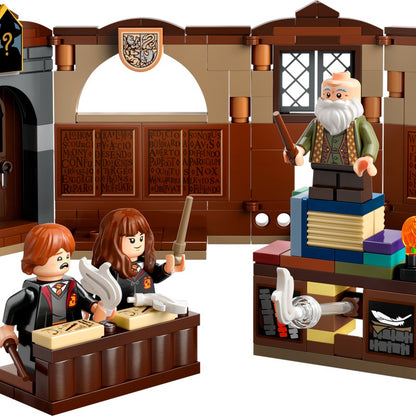 Hogwarts™ Castle: Charms Class (76442)
