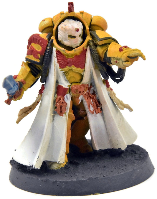 IMPERIAL FISTS Primaris Librarian #1 Warhammer 40K