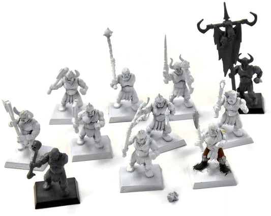 WARRIORS OF CHAOS 11 Marauder #1 Missing 2 arms Warhammer Fantasy