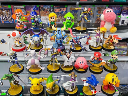 EvoRetro Acrylic Display Stand 4-step 2pk