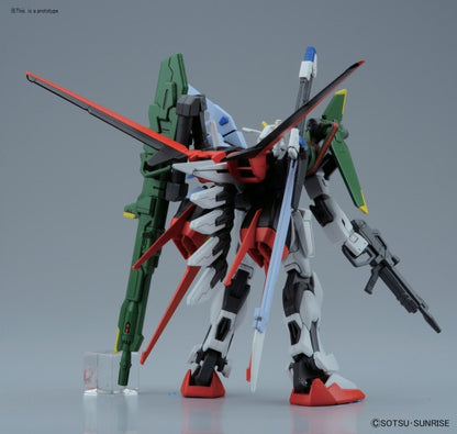 R17 Perfect Strike Gundam HG 1/144 Bandai