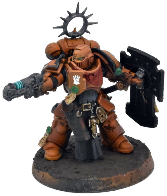 SPACE MARINES Primaris Lieutenant With Relic Shield #1 WELL PAINTED