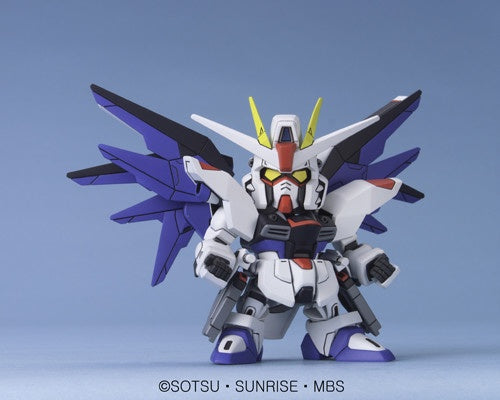 BB257 Freedom Gundam Bandai