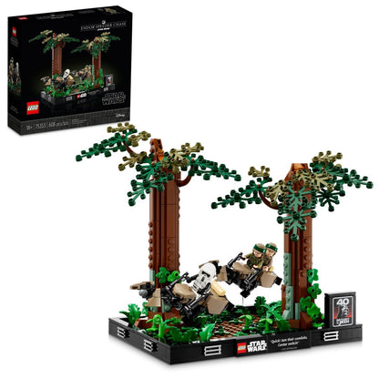 LEGO Endor™ Speeder Chase Diorama (75353)