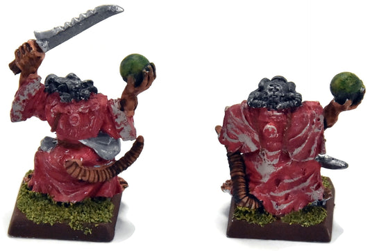 SKAVEN 2 Skryre Acolytes #2 METAL No backpacks Warhammer Fantasy