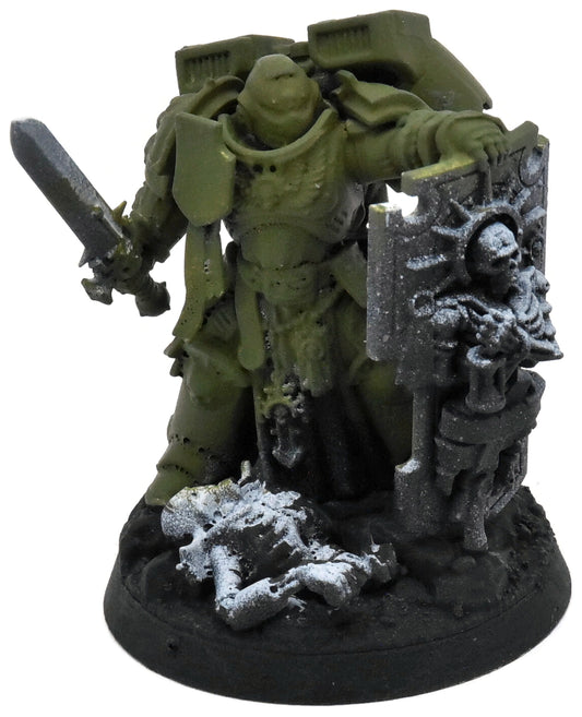 SPACE MARINES Captain With Relic Shield #1 Warhammer 40K 1682