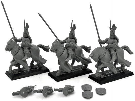 BRETONNIA 3 Knight Of The Realm #1 Warhammer Fantasy Classic