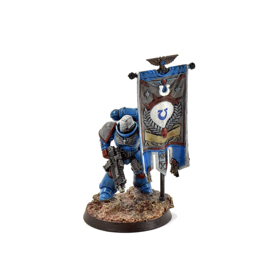 SPACE MARINES Ancient with Astartes Banner #1 WELL PAINTED 40K