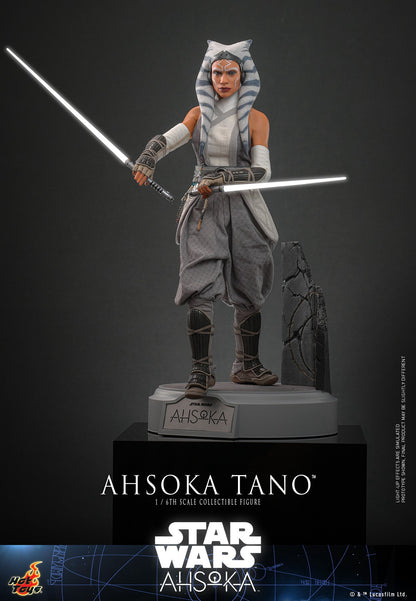 Figurine Ahsoka Tano à l'échelle 1/6 par Hot Toys