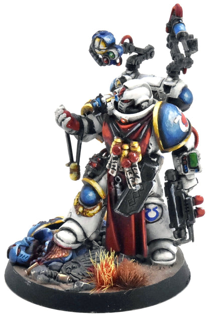SPACE MARINES Primaris Apothecary #1 WELL PAINTED Warhammer 40K Ultramarines