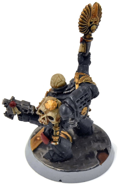 SPACE MARINES Chaplain #1 METAL WELL PAINTED Warhammer 40K